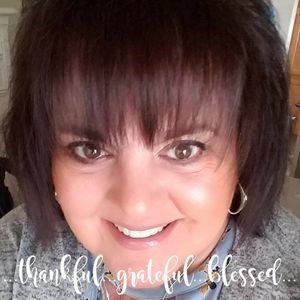 Meet your Posher, Diane